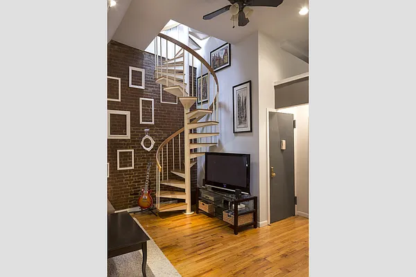 Sold by Stribling | media 12