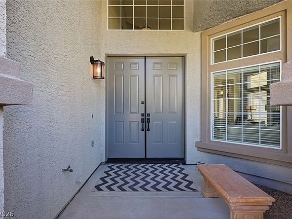 4th image of 4542 Laguna Vista St