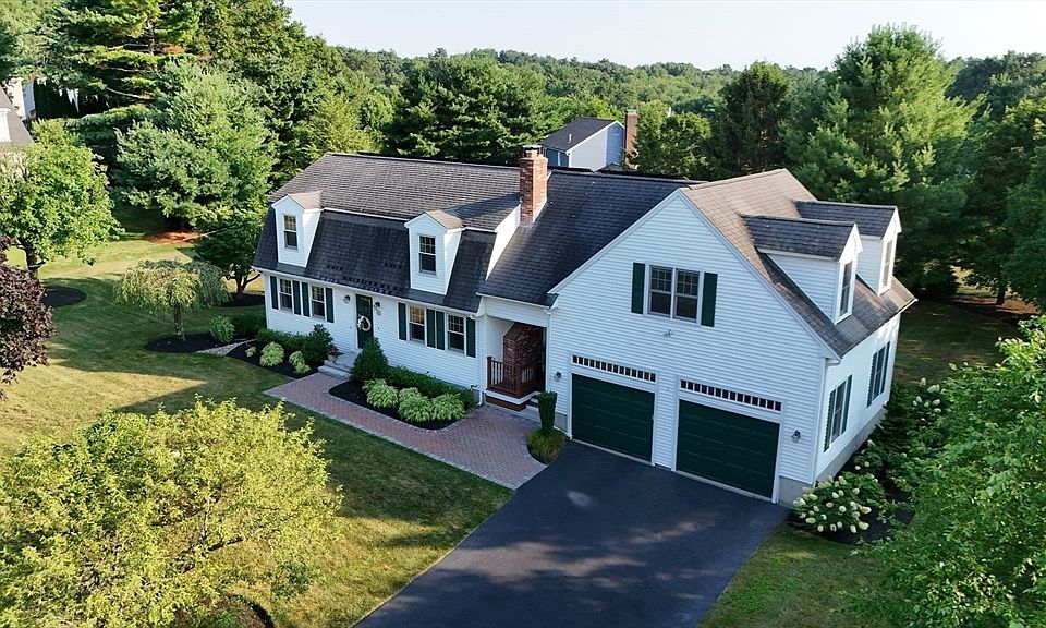1st image of 5 Taft Dr