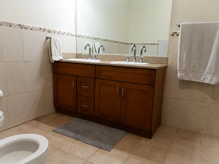 180 Palmas Dr — Photo 23