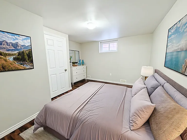89 Clarendon Ave — Photo 8