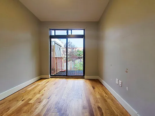 Rented by Sunshine Management Group, LLC | media 40