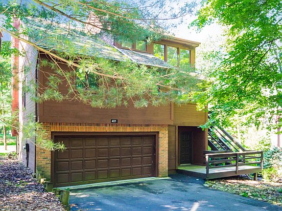 2nd image of 411 Hickory Ln