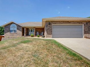 320 E Lakeview Dr, Walnut Grove, MO 65770