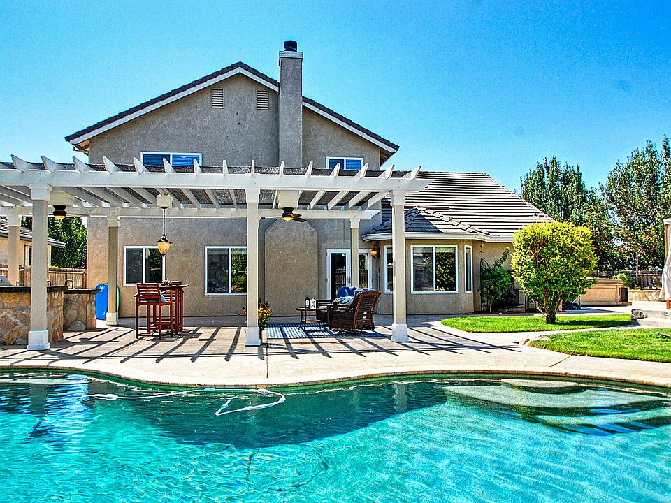 1st image of 763 Tiger Lily Ct