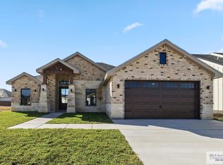 8821 Sandpiper Dr, Harlingen, TX 78552