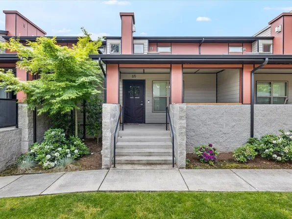 65 S Mountain Ave, Ashland, OR 97520
