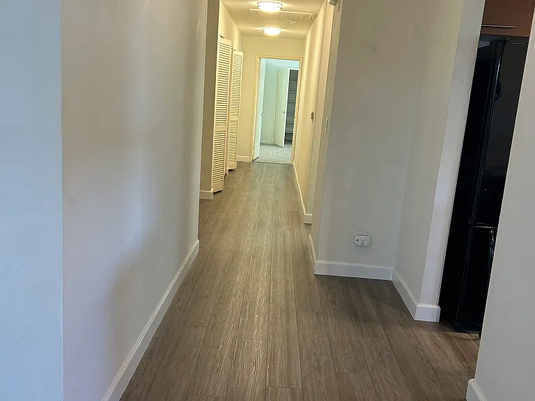 2045 Beloit Ave #106 — Photo 6