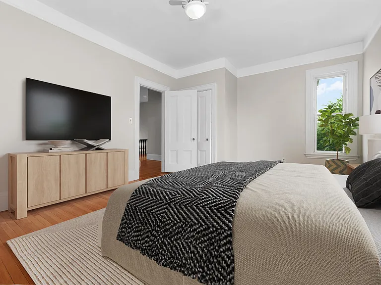 107 Ocean St #2 — Photo 10