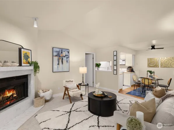 14200 NE 171st Street #B205, Woodinville, WA 98072