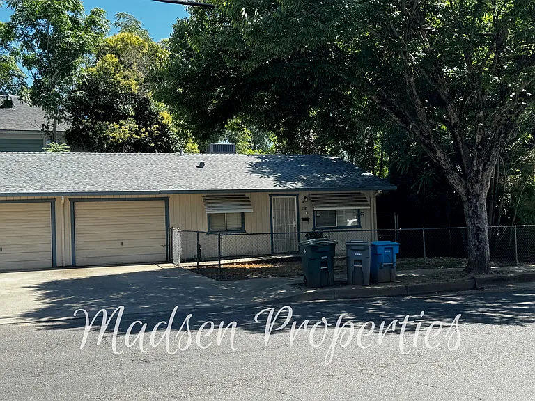 1589 High St #1589 — Photo 6