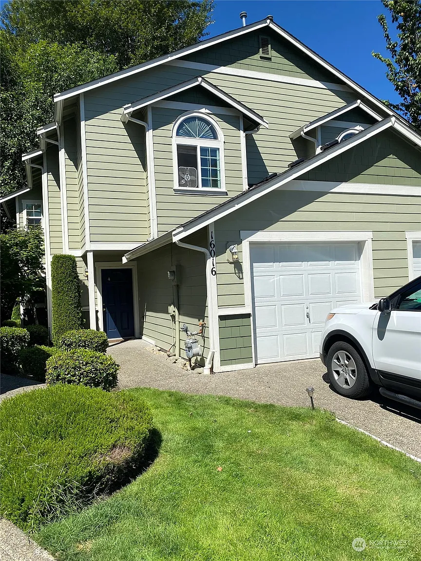 16016 123rd Avenue Ct E photo 1