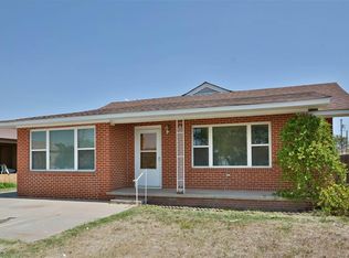 1421 S Avenue E, Portales, NM 88130