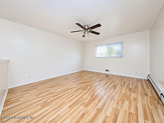 5th image of 680 Leverett Ave