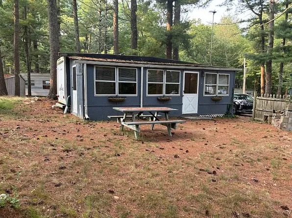 33 Wareham St #57, Carver, MA 02330