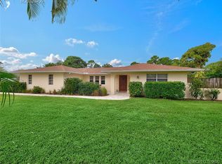 2696 NE Cypress Ln, Jensen Beach, FL 34957