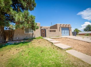 5701 Alegria Rd NW, Albuquerque, NM 87114