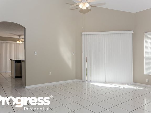 4th image of 6120 NW 43rd Ave