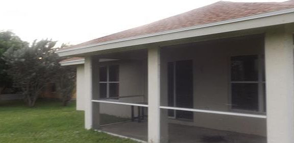 5th image of 1848 SE Mandrake Cir