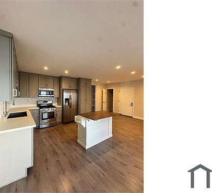 2nd image of 2827 S La Brea Ave APT 3