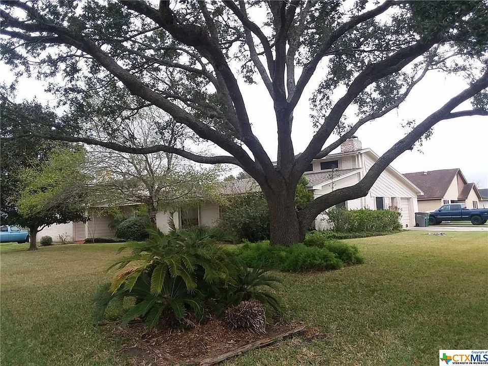 1st image of 202 Sherwood Dr