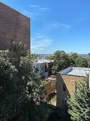 4th image of 274 20th St APT 4L