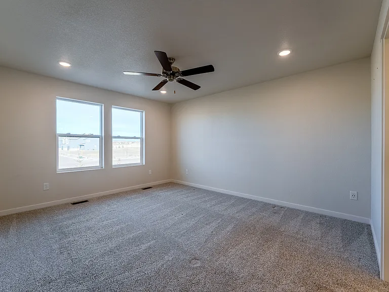8172 Goldenray Pl — Photo 13