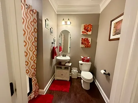 122 Ramsbrook Dr — Photo 8