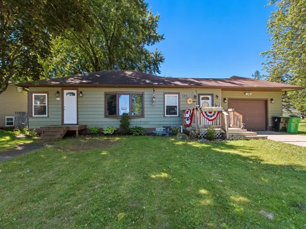 130 Jackson St, Oconto Falls, WI 54154