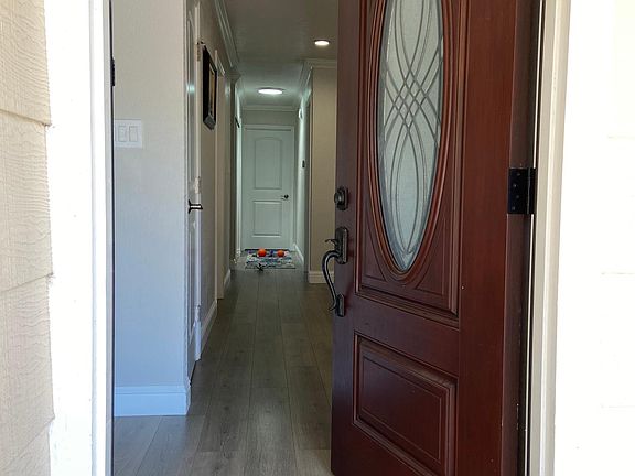 3rd image of 4829 Jennifer Ct