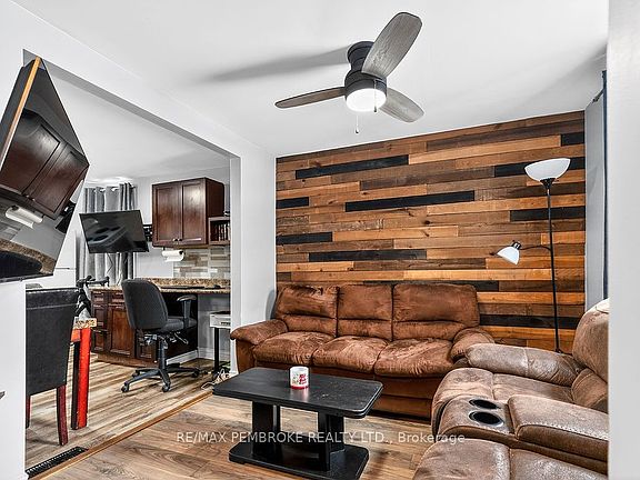 5th image of 241 Forced Rd