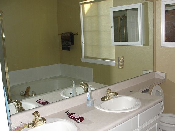 5pc Master Bathroom