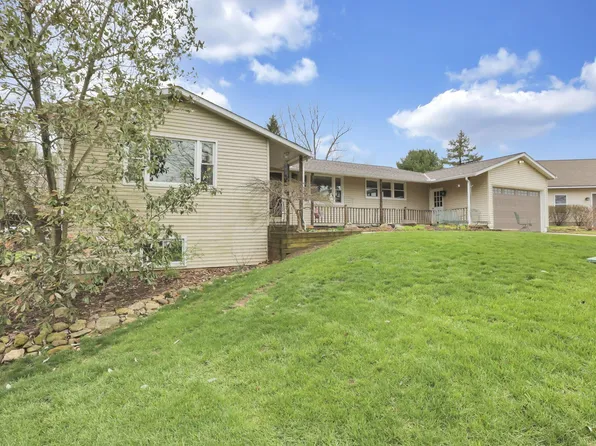 11138 York Rd, Baltimore, OH 43105