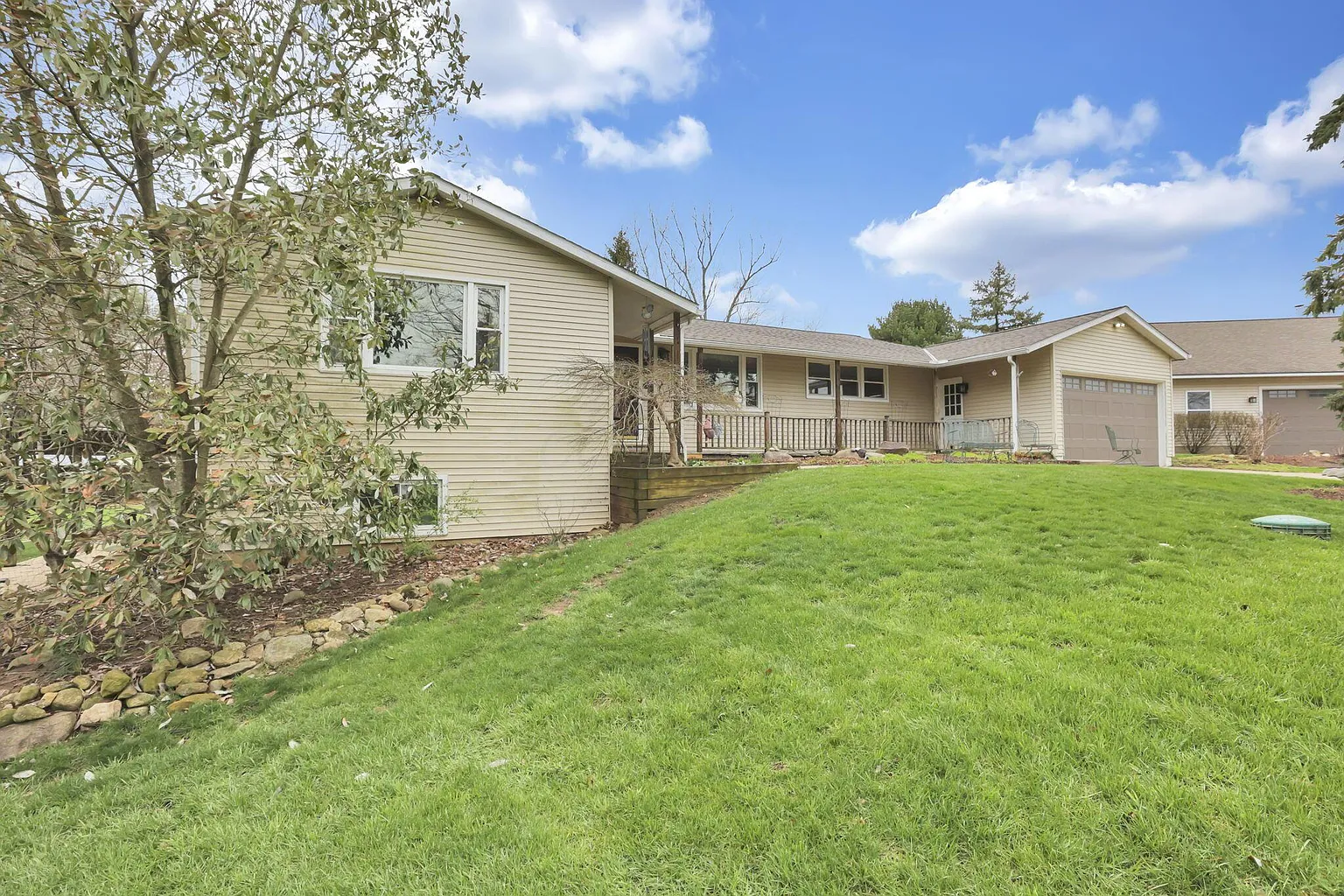 11138 York Rd photo 1