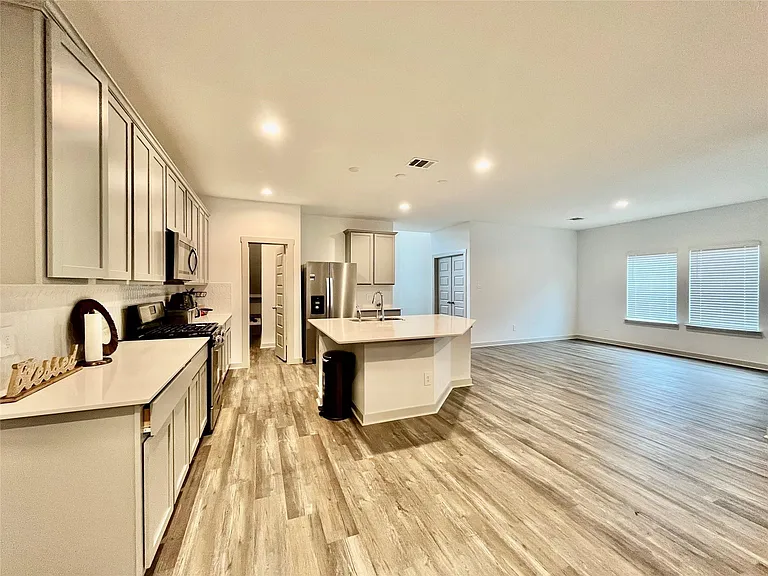 3563 Finn Landing Ln — Photo 11