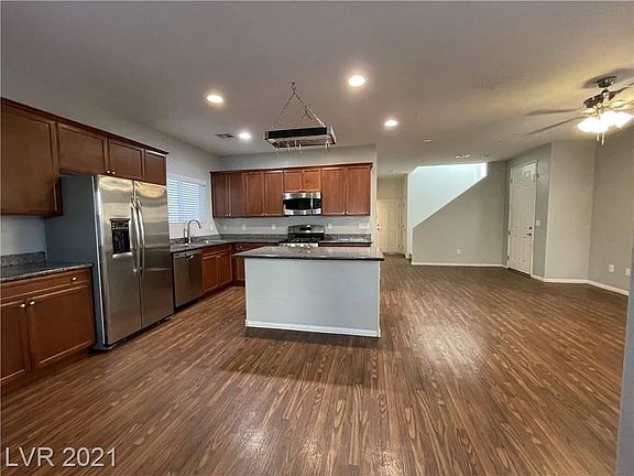 4th image of 1152 Via Monticano