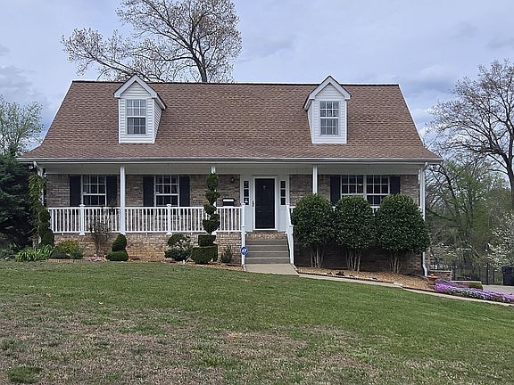 2nd image of 399 Martin Rd
