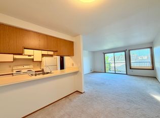 2424 NW 59th St #405, Seattle, WA 98107