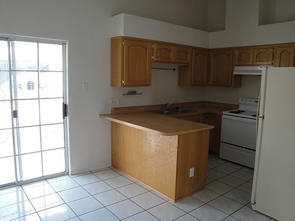3rd image of 10309 E 37th St