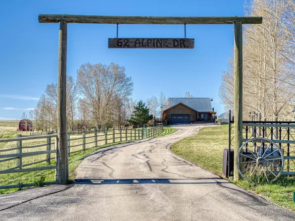 62 Alpine Dr, Gillette, WY 82718