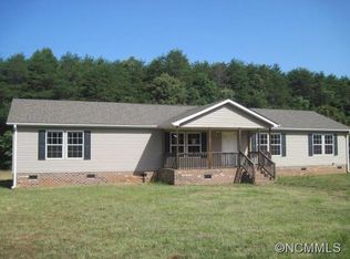 352 Bates Dr, Forest City, NC 28043