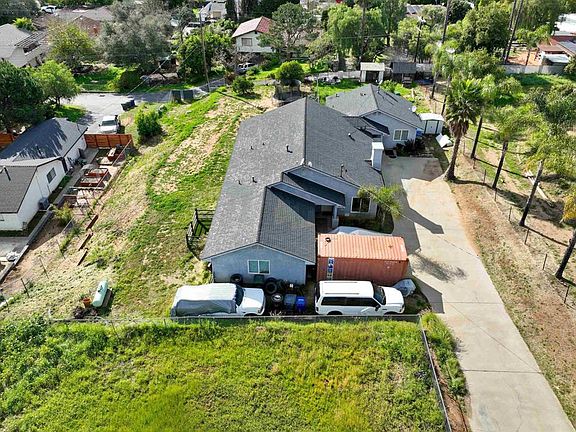 3rd image of 1423 Via Lima