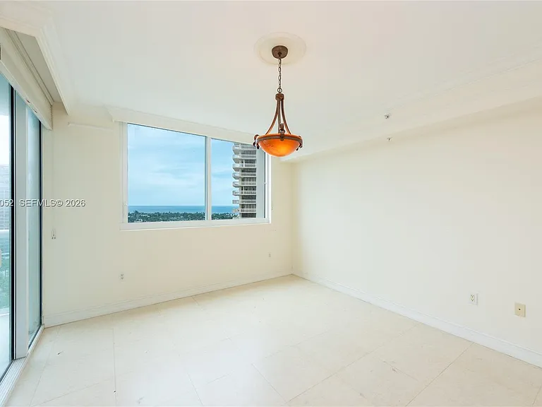 19400 Turnberry Way #1621 — Photo 19