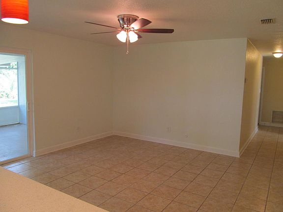 5th image of 2795 Las Palmas Dr