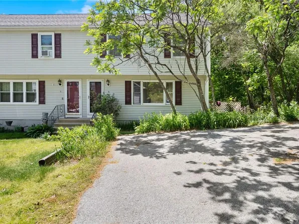 5 Ascension St #A, Blackstone, MA 01504