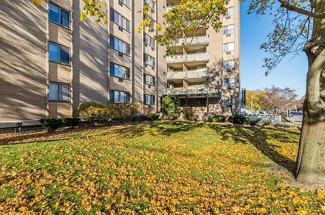 1025 Hancock St #12L — Photo 7