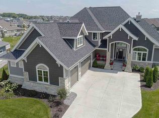 1110 Tara Ln, Waunakee, WI 53597