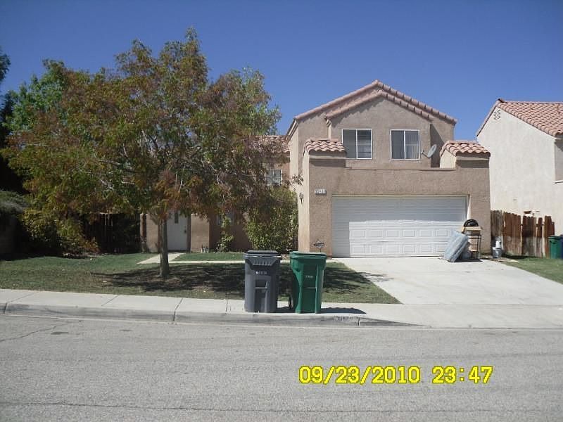 2nd image of 36433 Clearwood Ct
