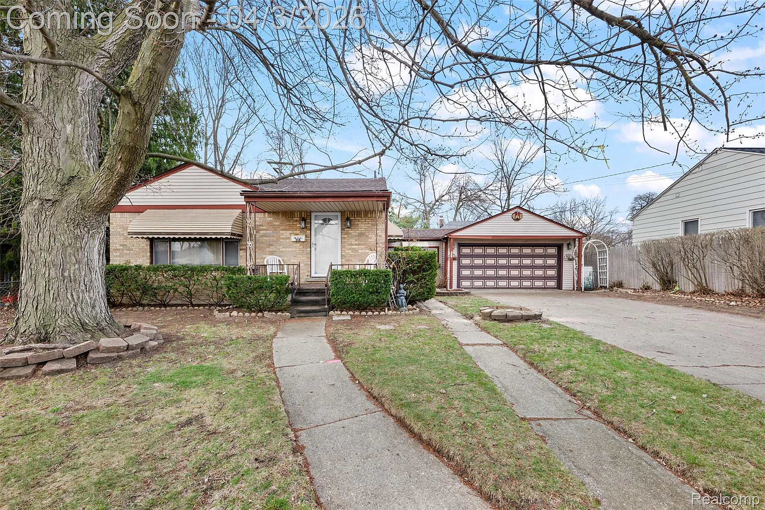516 E Woodward Heights Blvd photo 1