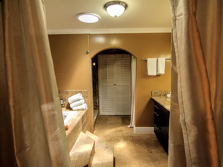 356 S Mohler Dr — Photo 32